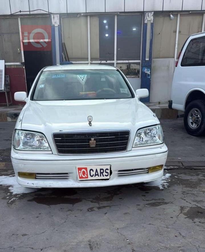 تويوتا كراون